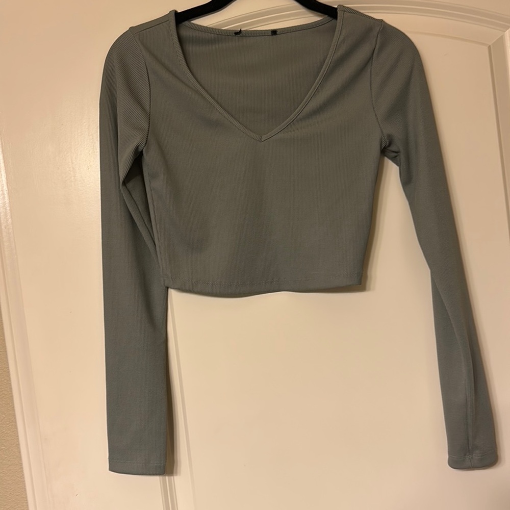 Long Sleeve Crop Top, Light Green
